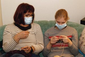 What’s the difference between chronic and acute leukemia?